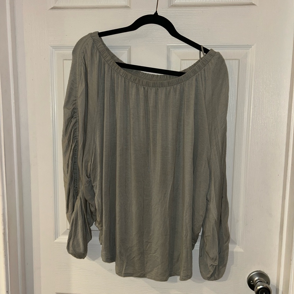 We The Free One-Shoulder Gray Blouse - Picture 4 of 10